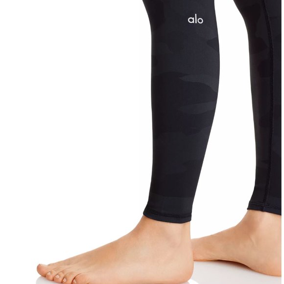 Alo Yoga High Waist Vapor Legging Black Camouflage XS NWT - Picture 6 of 16